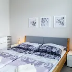 The Town Hall -welcome Apartment-free Outdoor Parking-ac * Košice