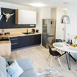Appartamento The Town Hall -welcome Apartment-free Outdoor Parking-ac