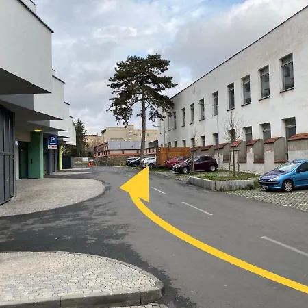 The Town Hall -welcome Apartment-free Outdoor Parking-ac Apartmán *