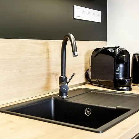 The Town Hall -welcome Apartment-free Outdoor Parking-ac