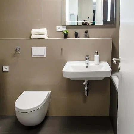 Apartmán The Town Hall -welcome Apartment-free Outdoor Parking-ac
