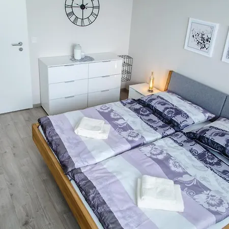 Apartmán The Town Hall -welcome Apartment-free Outdoor Parking-ac *